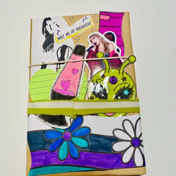 Taylor Swift-Inspired Blind Date With a Book – Choose Your Favorite Era - Picture 3 of 8